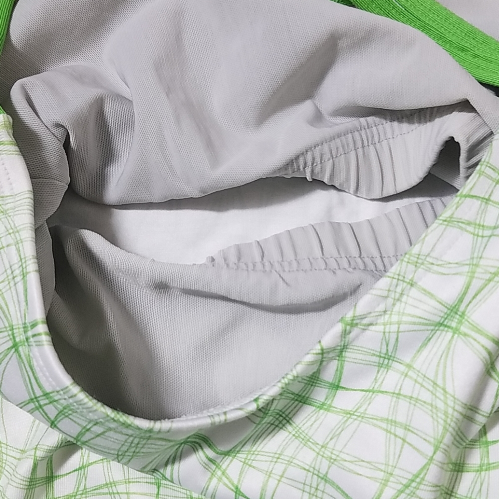 Under Armour green and white bra Shelf tan… - Picture 6 of 8